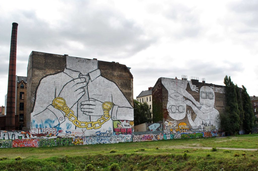 Street-Art-In-Berlin-BLU-4-1024x681